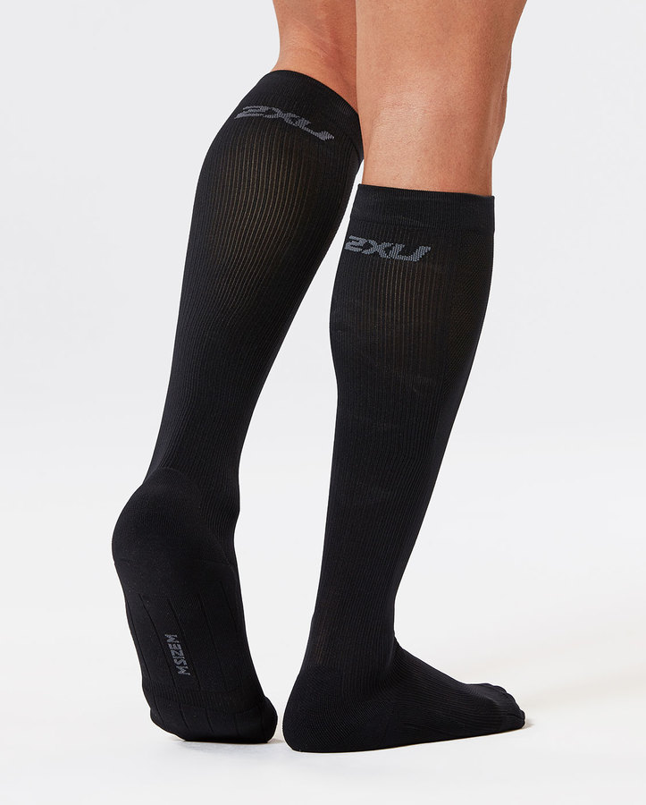 2XU Performance Run Compression Socks Wildfire Sports & Trek