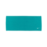 Nike Solid Core Towel Medium