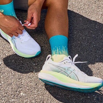 ASICS GEL-Kayano 33: What’s New In This Iconic Stability Shoe?
