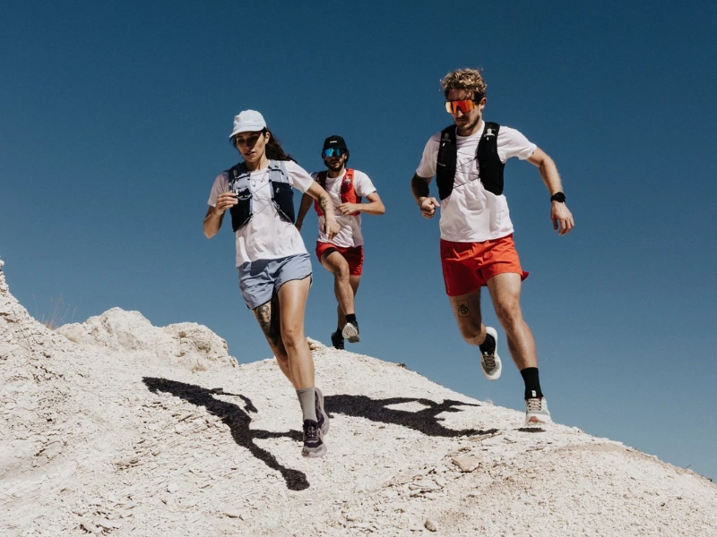 Salomon Active Skin 4 Set Unisex Pack with Bottles
