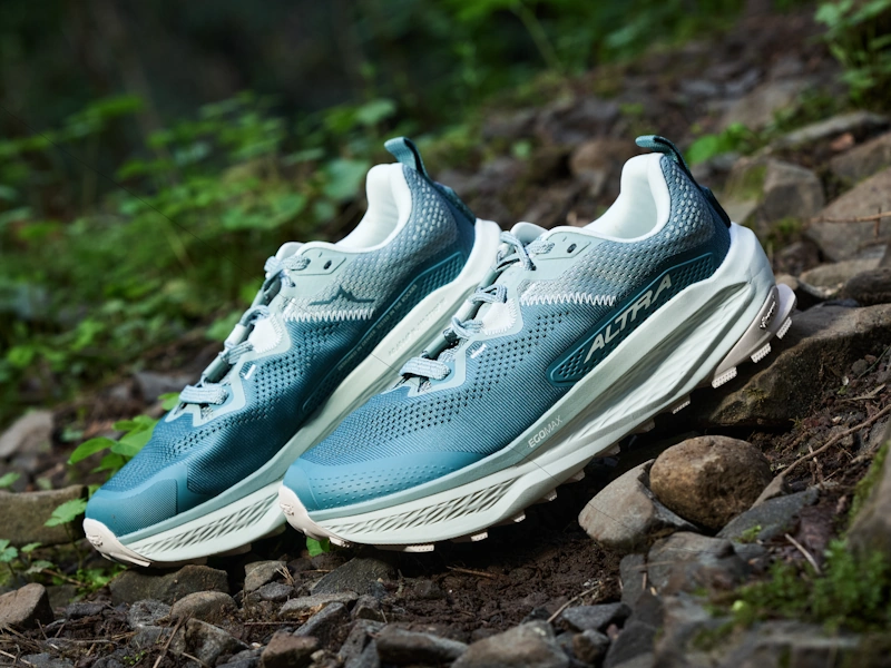 Altra Olympus 6 Hike Low GTX Womens Shoes