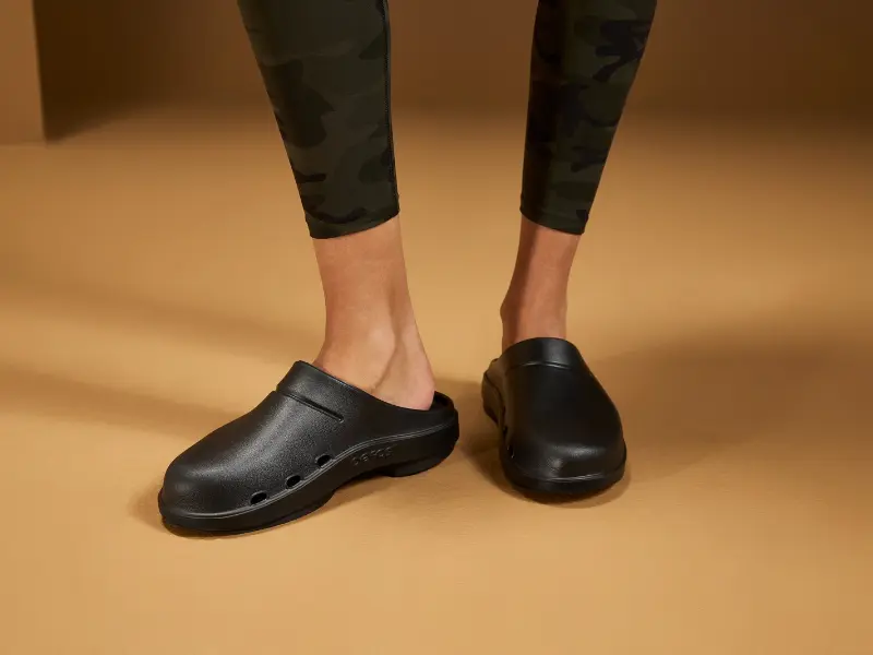 OOFOS OOcloog Plus Unisex Clogs